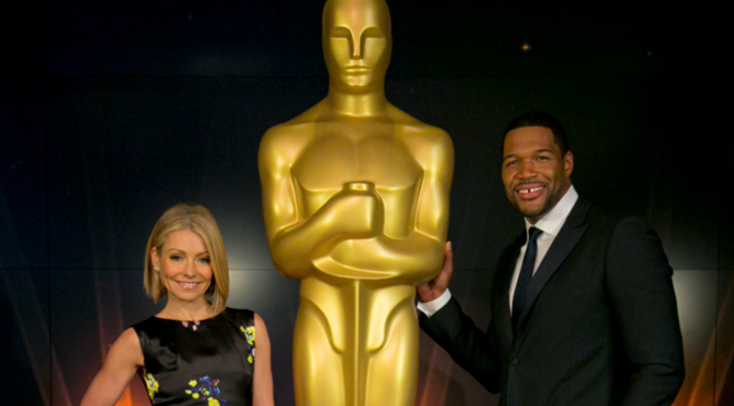 Kelly Ripa and Michael Strahan (Oscar.com)