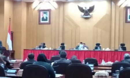Anggota DPRD Surabaya Kecewa Risma Tak Hadiri Rapat Paripurna