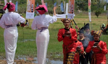 Keseruan Saat Berkunjung Ke Pulau Moyo