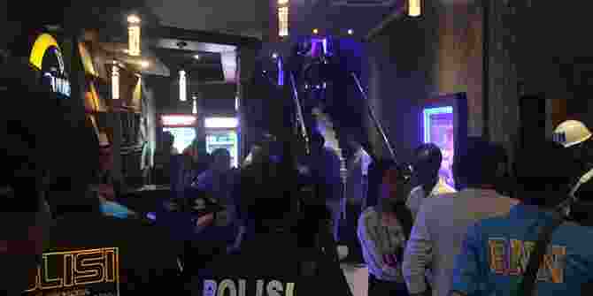 Positif Narkoba Polisi Angkut 3 Pengunjung Hiburan Malam BSD Tangerang