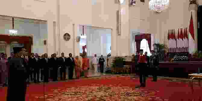 Jokowi Lantik KSAD Pengganti Jenderal Mulyono