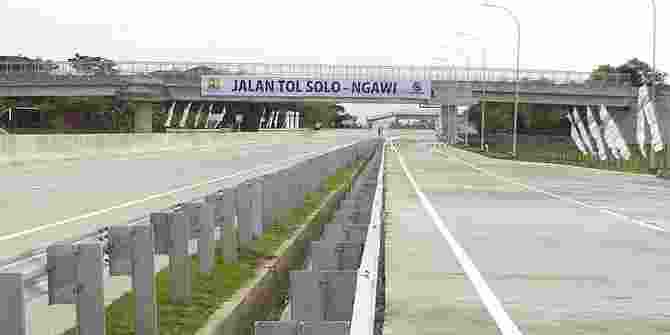 Kecepatan Pemudik Di Tol Ngawi Solo Dibatasi