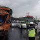 Bus Asli Prima Tabrak Tronton Di Gerbang Tol Cikupa