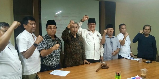 Gebu Minang Mendukung Pemerintahan Jokowi Lanjut 2 Periode