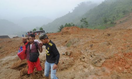 Jalan Magelang Purworejo Tertutup Longsor