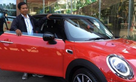 Membeli Mobil Mini Cooper Dengan Harga 12 Ribu di Bukalapak