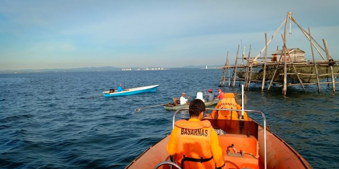 4 Wisatawan Di Parangtritis Terseret Ombak