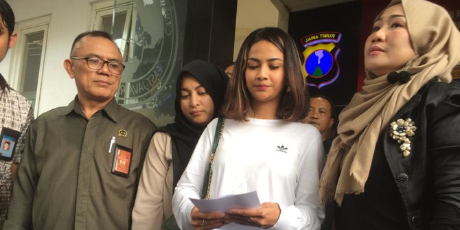 Vanessa Sebut Masih Kenakan Pakaian Utuh Ketika Digerebek