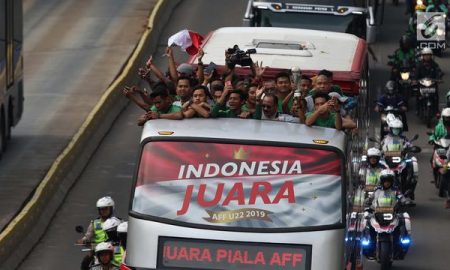 Wajah Sumringah Timnas U22 yang Diarak Menuju Istana