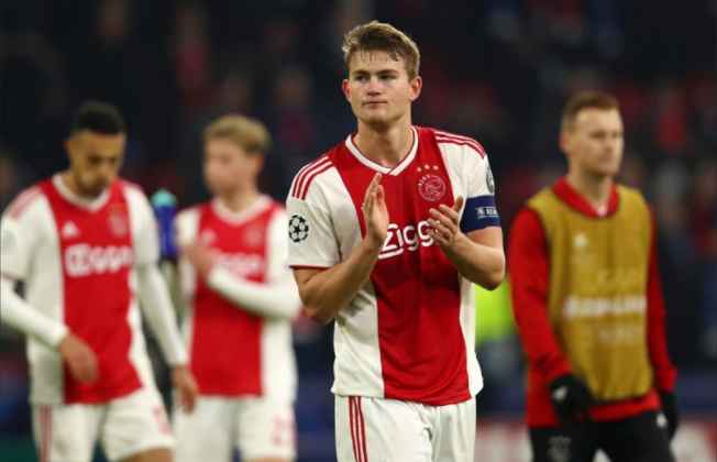 De Ligt Buka Peluang Tinggalkan Ajax dan Gabung Liverpool