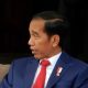 Jokowi Menunjukkan Pertumbuhan Ekonomi Indonesia di Hadapan Pedagang Pasar