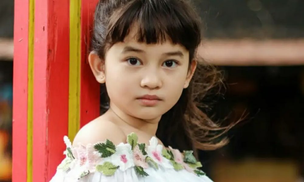 Profil Dan Biodata Graciella Abigail Artis Cilik Yang Perankan Raya Di Layangan Putus Berita