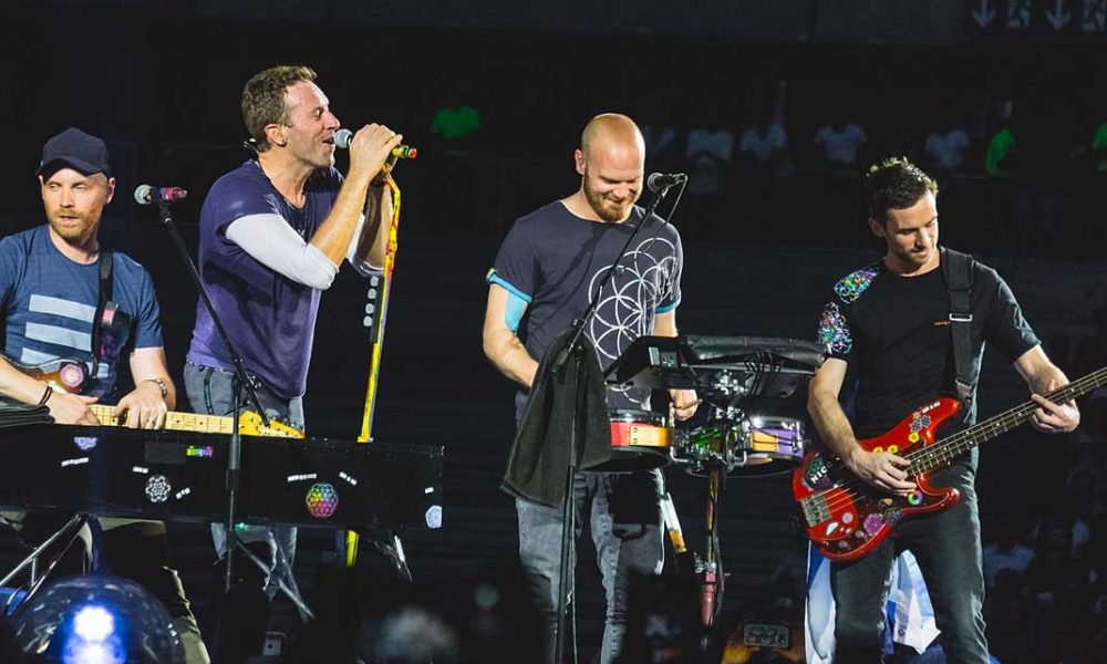 Ini Harga Resmi Tiket Konser Coldplay Di Jakarta - Berita Hari Ini ...